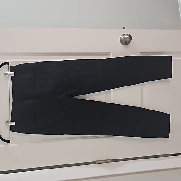 RW&CO Limitless Slim Ankle Curvy Pant - 2 - Picture 8 of 10